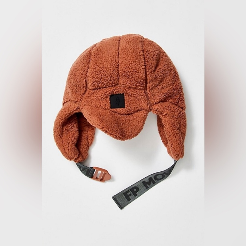 FREE PEOPLE MOVEMENT Ascend Strappy
Fleece Trapper Hat NWOT
